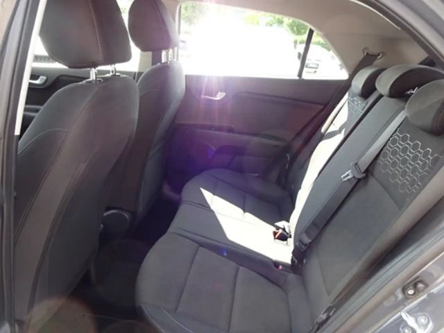 Kia Rio Vision