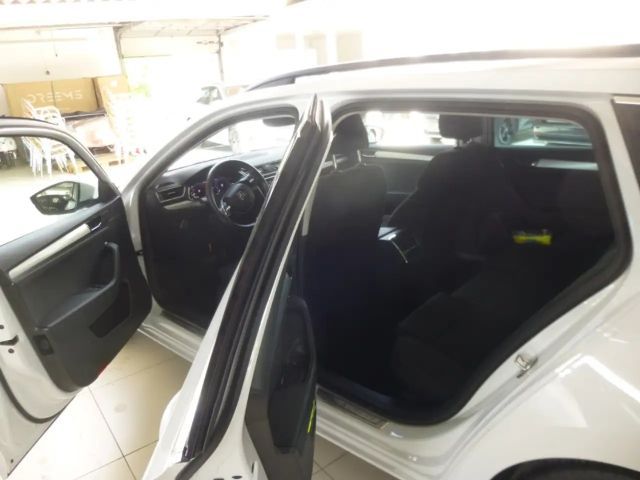 Skoda Superb 2.0 TDI Ambition Combi