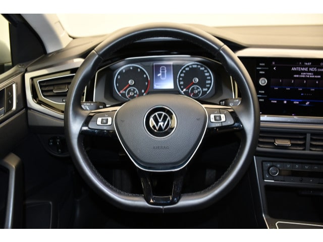 Volkswagen Polo 1.0 TSI Highline R-Line