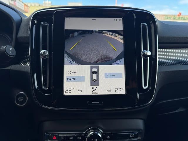 Volvo XC40 R-Design Recharge