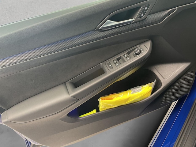 Volkswagen Golf DSG Golf VIII IQ.Drive R-Line