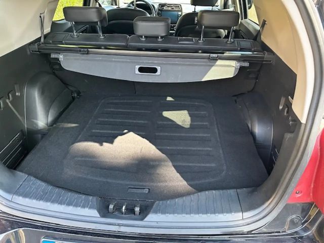 SsangYong Tivoli 2WD