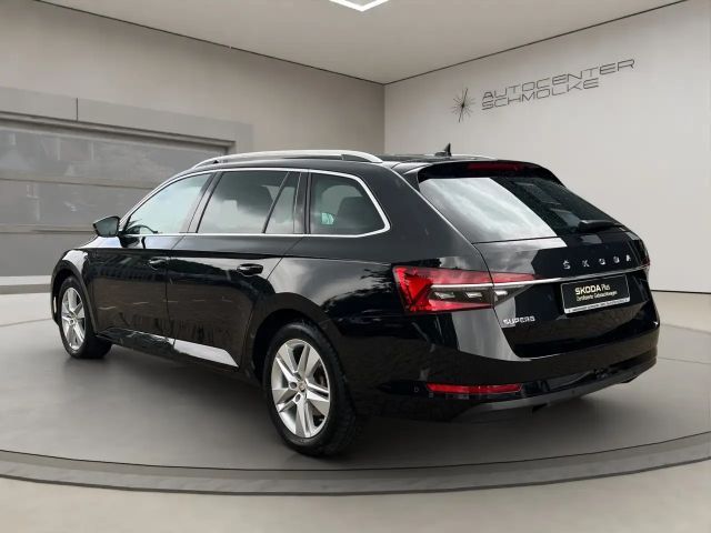 Skoda Superb 2.0 TDI Combi Style Style