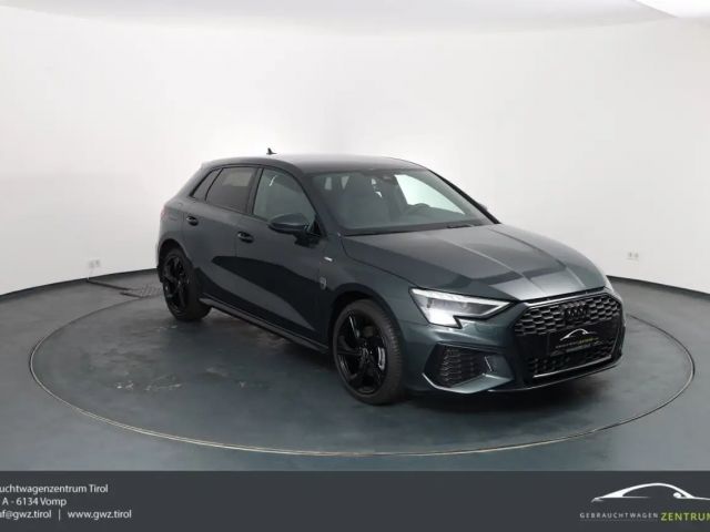 Audi A3 Hybride S-Line Sedan