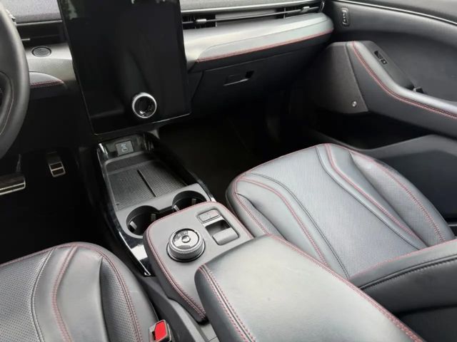 Ford Mustang Mach-E AWD First edition