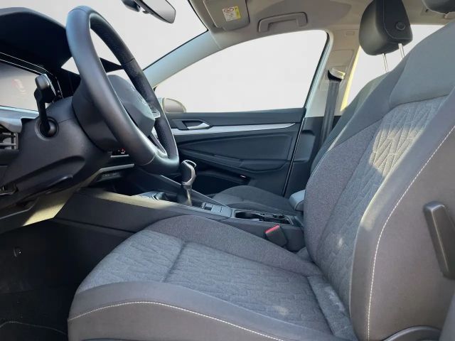 Volkswagen Golf 1.5 TSI Life Variant