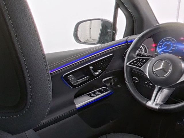 Mercedes-Benz EQE SUV 350