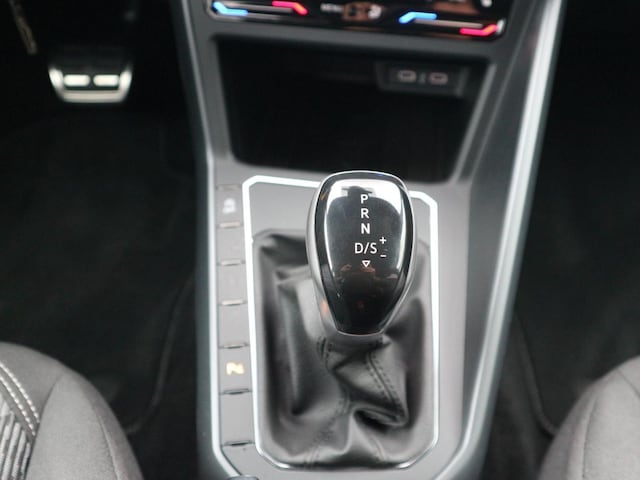 Volkswagen Taigo 1.5 TSI DSG IQ.Drive R-Line