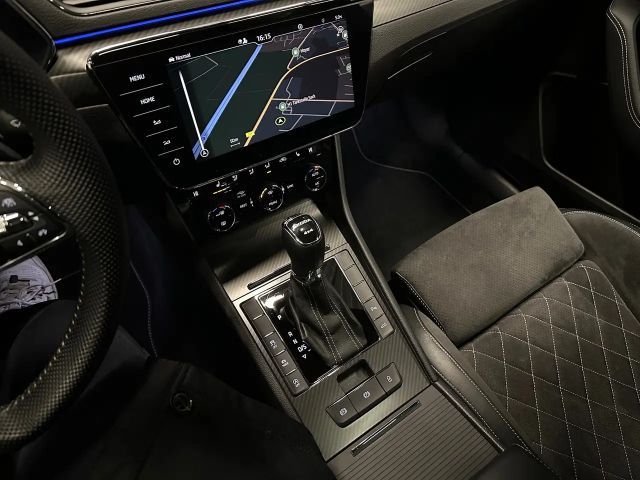 Skoda Superb 4x4 Combi Sportline