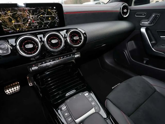 Mercedes-Benz CLA 35 AMG 4MATIC AMG Line