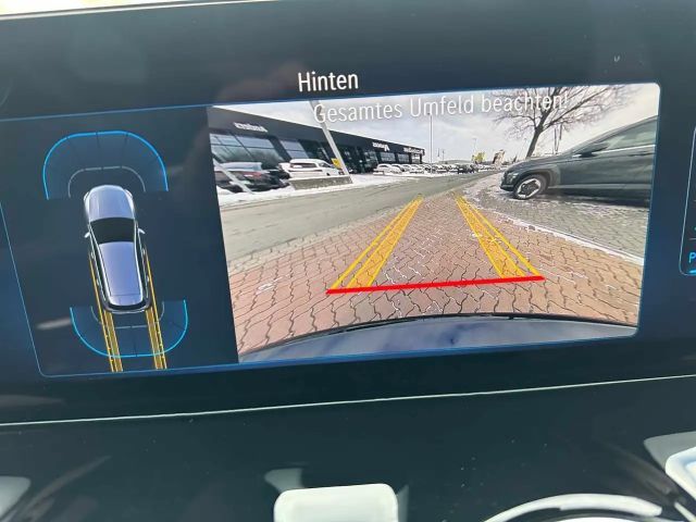 Mercedes-Benz B 180 AMG Line Sedan