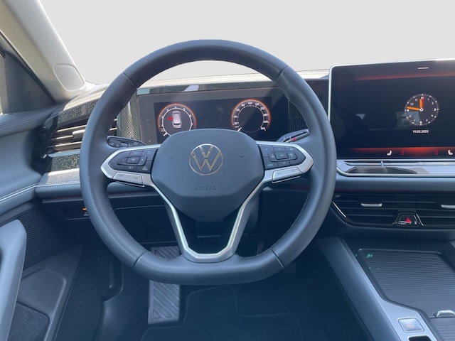 Volkswagen Passat 1.5 eTSI Business DSG