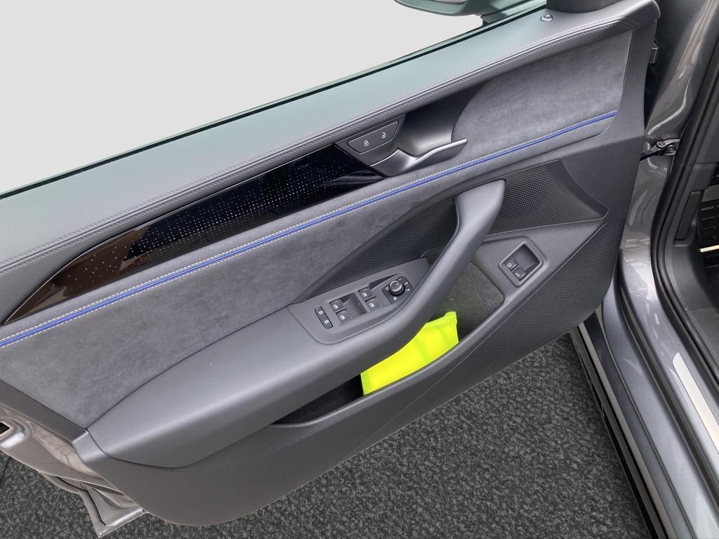 Volkswagen Passat R-Line eHybrid