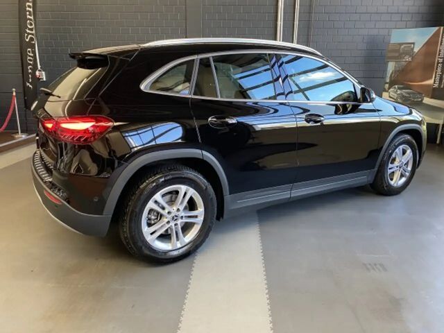 Mercedes-Benz GLA 200 Progressive