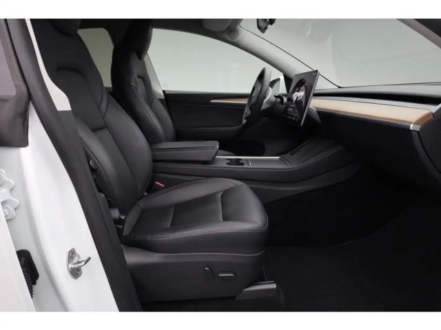 Tesla Model Y AWD Dual Motor