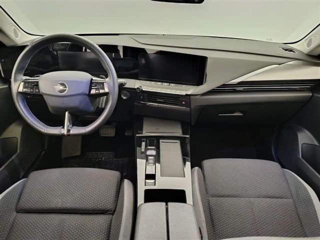 Opel Astra 1.5 Turbo Business Turbo