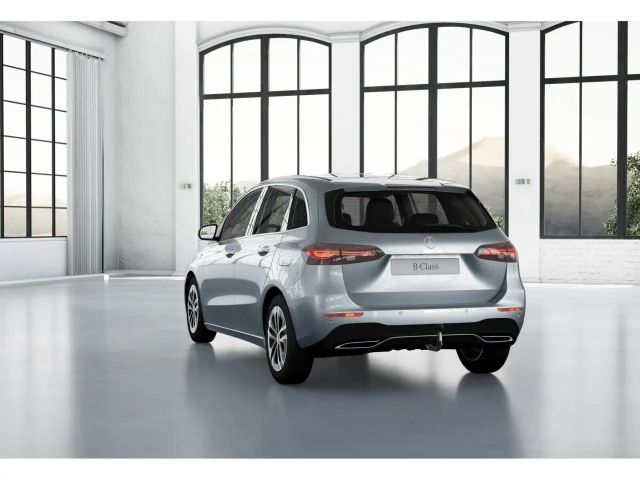 Mercedes-Benz B 180 Sedan