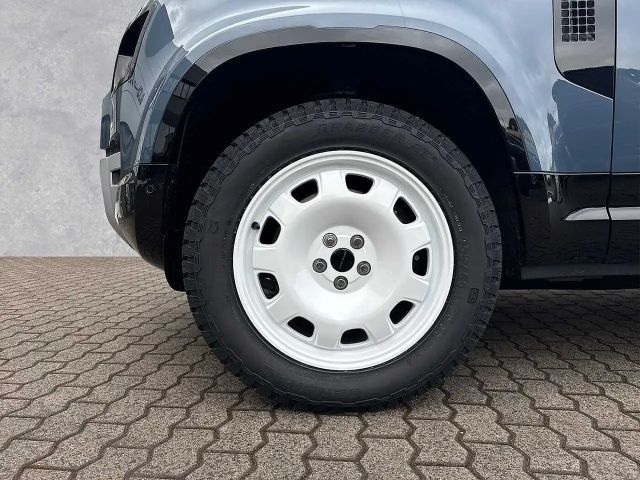 Land Rover Defender 110 D200 S