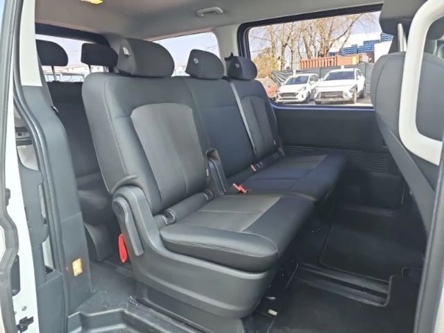 Hyundai Staria HYBRID Park-Easy-Access-Paket get.Scheiben