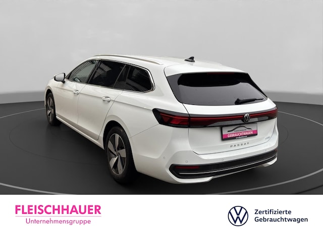 Volkswagen Passat 1.5 eTSI Business