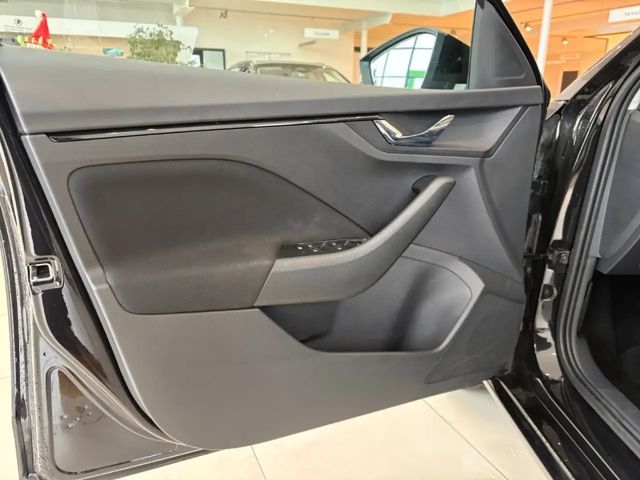 Skoda Scala Essence AHK-klappbar Digitales Cockpit LED Sperrdi