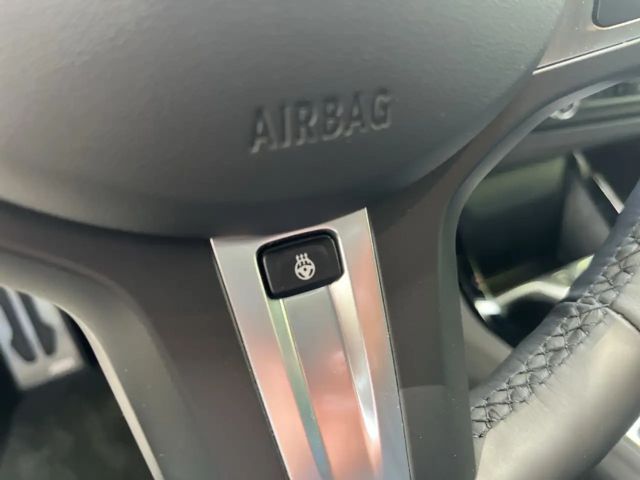 BMW 218 Coupé Gran Coupé Sedan