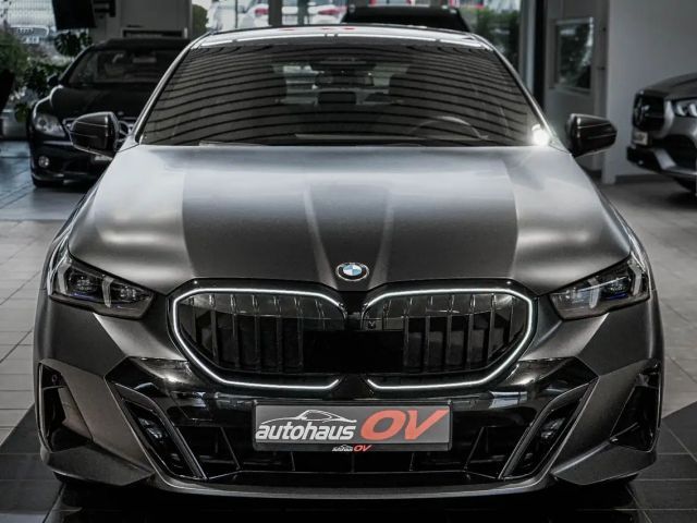 BMW 520 520d M-Sport Sedan xDrive