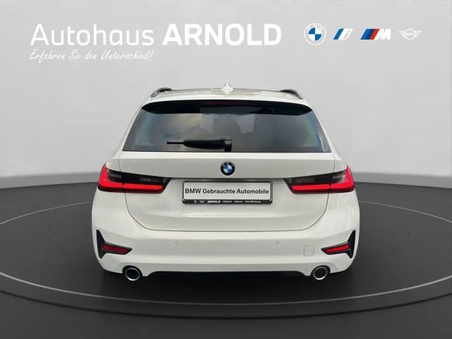 BMW 320 320d Sport Line Touring xDrive