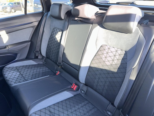 Volkswagen Golf DSG Variant