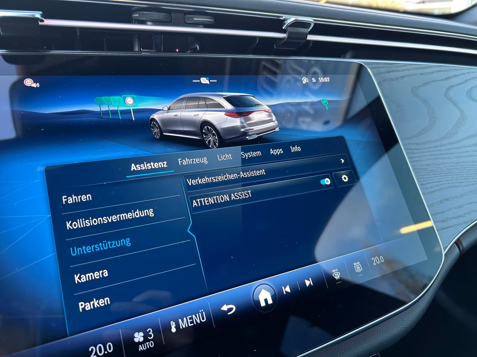 Mercedes-Benz E 220 AVANTGARDE E 220 d Estate