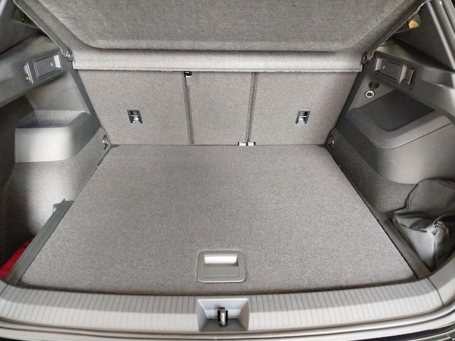 Volkswagen Tiguan 1.5 eTSI DSG IQ.Drive R-Line