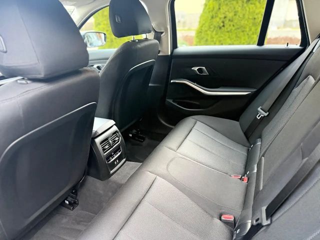 BMW 318 318i Touring