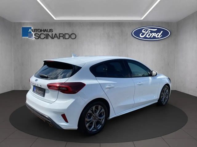 Ford Focus EcoBoost ST Line