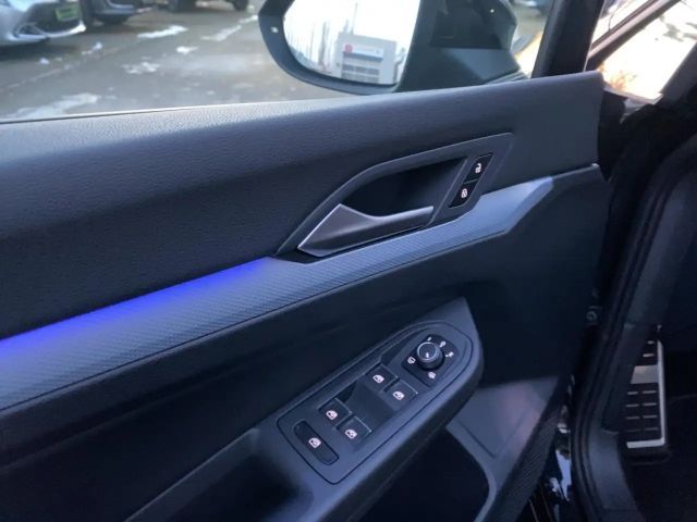 Volkswagen Golf 1.5 eTSI Golf VIII