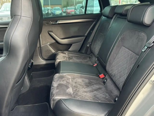Skoda Superb Sportline iV