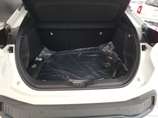 Toyota C-HR Active Hybride