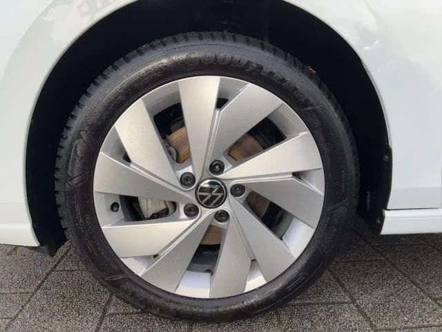 Volkswagen Golf 1.5 TSI Variant