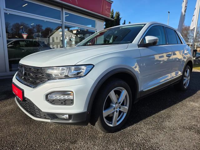 Volkswagen T-Roc Active