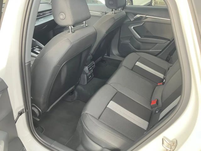 Audi A3 30 TFSI Sedan