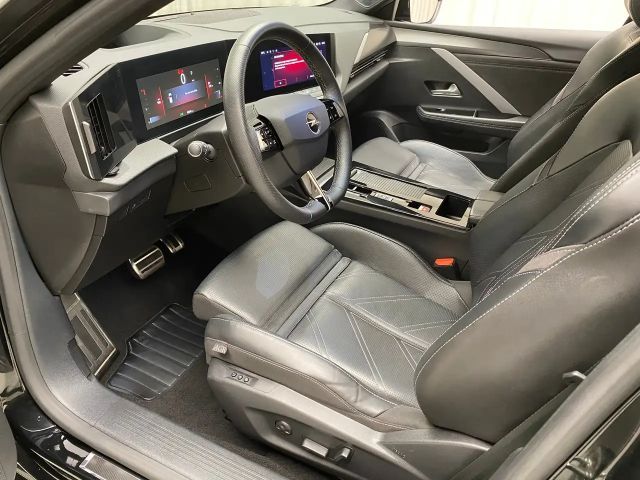 Opel Astra Sports Tourer Ultimate