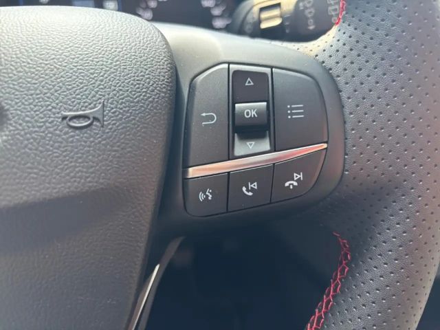 Ford Focus EcoBoost ST Line