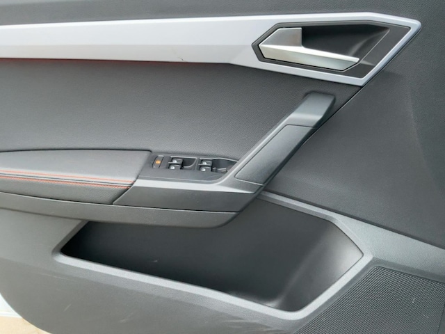 Seat Arona Arona 1.0 TSIFR-LINE LED+NAV+ACC+SHZ+PDC+RFK+AHK