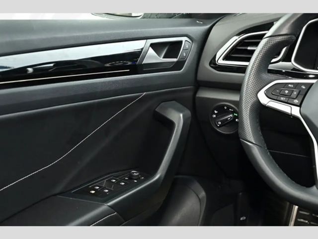 Volkswagen T-Roc 1.5 TSI DSG R-Line