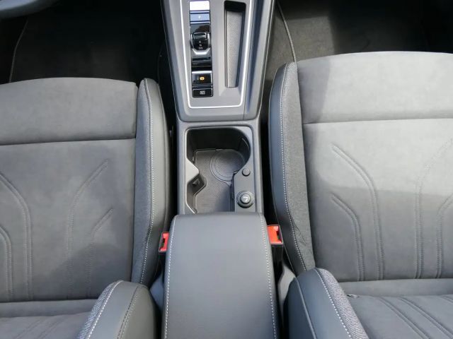 Volkswagen Golf Business DSG Variant