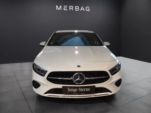 Mercedes-Benz A 180 Progressive