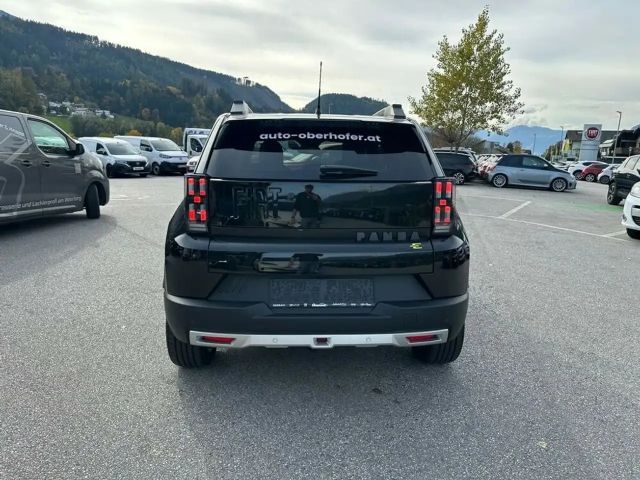 Fiat Grande Panda E La Prima