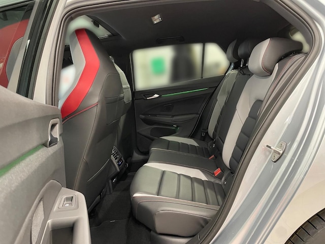 Volkswagen Golf 2.0 TSI Golf VIII