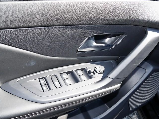 Peugeot 408 Allure Pack Hybrid