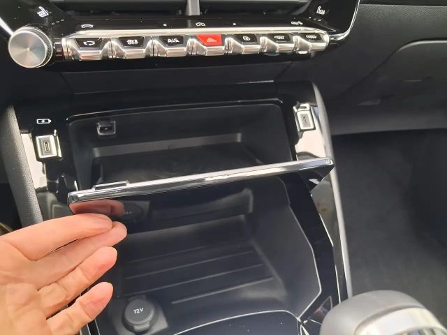 Peugeot 208 Allure Pack