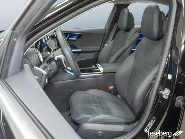 Mercedes-Benz C 220 AMG Line C 220 d Sedan